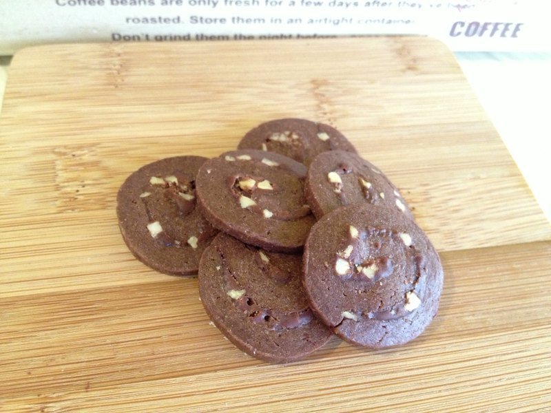 Tuxedo Cat Handmade　塔西躲猫猫 - 榛果卷卷 - 手工饼干 - 新鲜食材 