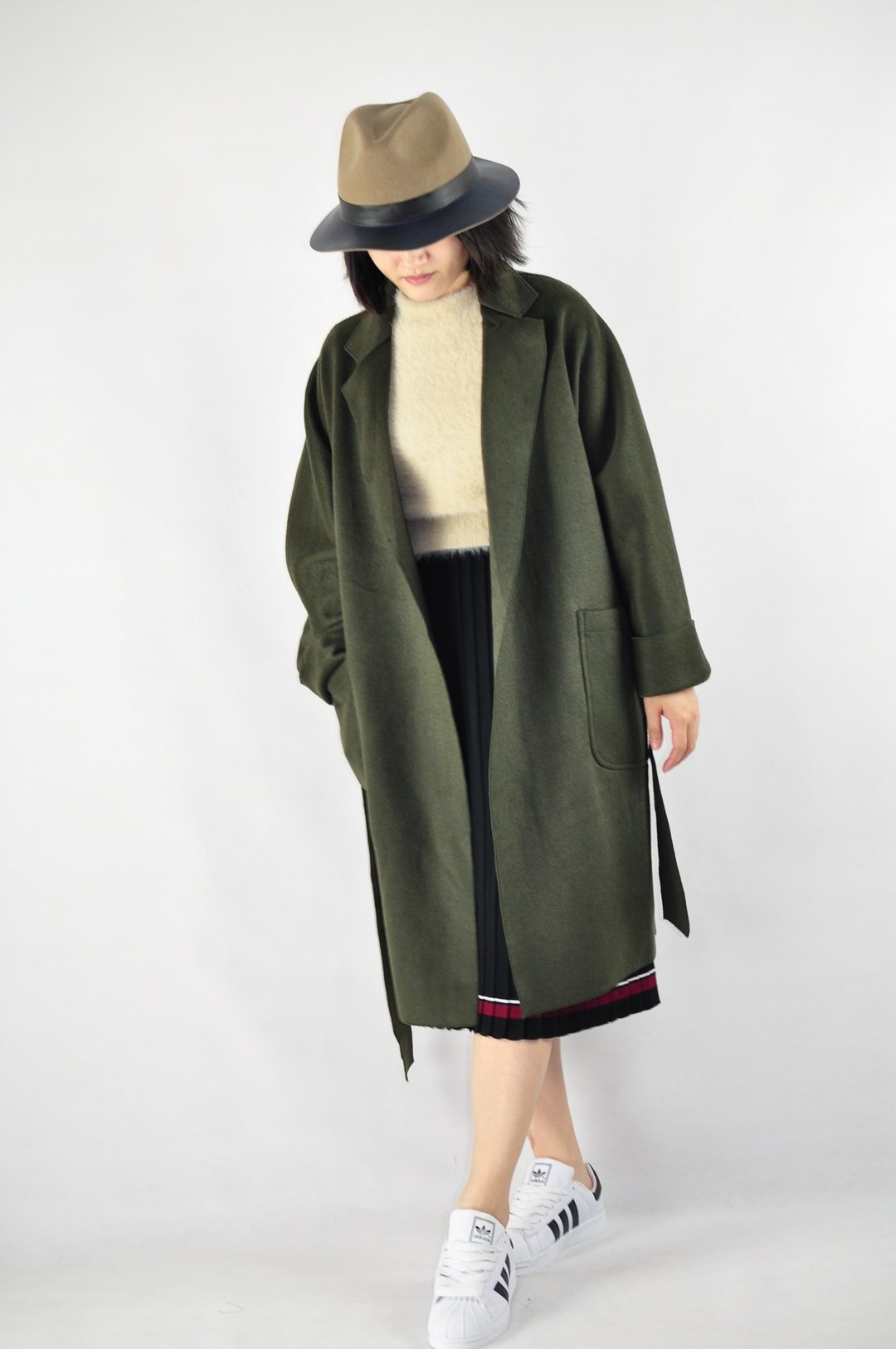 Flat 135 X 台湾设计师 双面羊绒5%Cashmere 棉绒95% 翻领大衣 大衣式外套 长大衣 附腰带 法式风格 绿色 灰色 情人节穿搭 派对 新年 - 女装休闲/机能外套 - 棉 多色