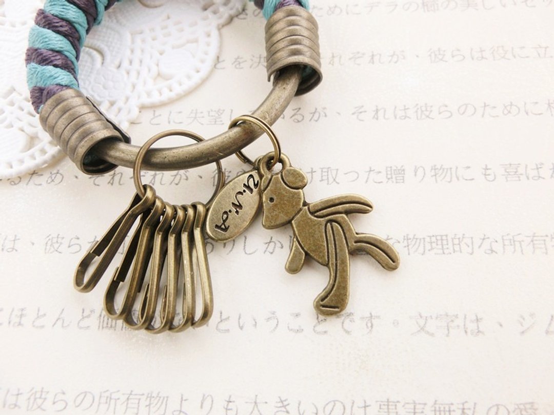【UNA-优娜手作】钥匙圈(小)5.3CM 湖水绿+深紫色+走路小熊 手工 编织 腊绳 铁环 定制化 - 钥匙链/钥匙包 - 其他材质 绿色