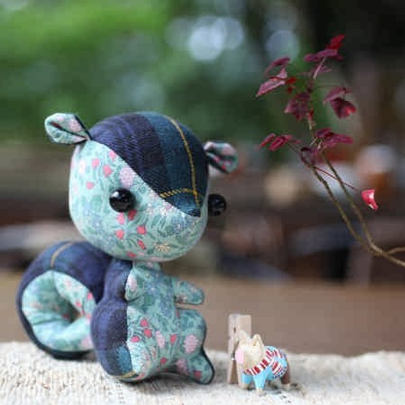 小绿松鼠大吊饰钥匙圈 - 吊饰 - 其他材质 