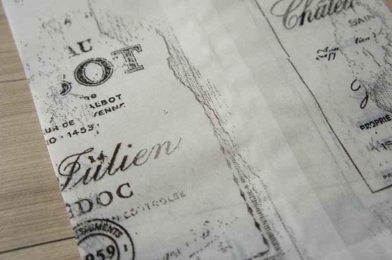 日本薄纸封筒  [包装好物] 黑色复古字款/墨绿色下午茶款 - 木工/竹艺/纸艺 - 纸 白色