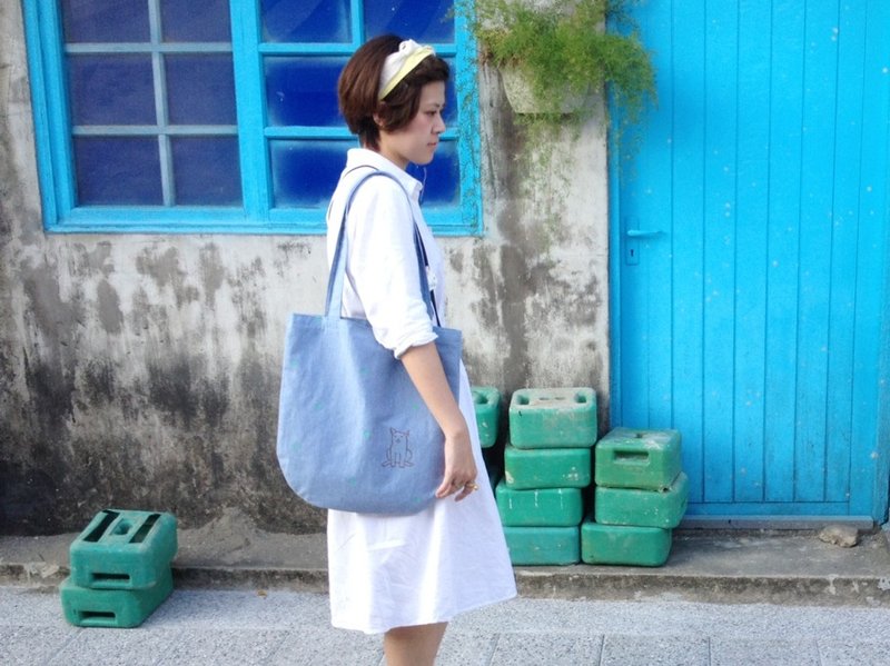 在海边当一只狗＿牛津肩背包 - 侧背包/斜挎包 - 其他材质 蓝色