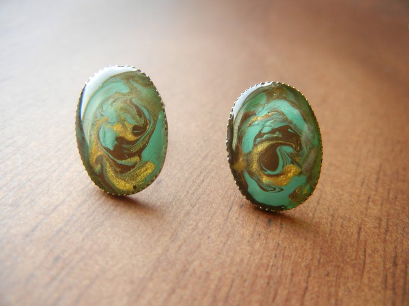 *coucoubird*椭圆混色耳环-金绿褐 - 耳环/耳夹 - 其他金属 多色