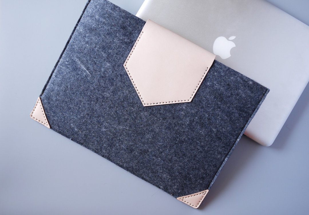 苹果笔电包 电脑包 macbook 11寸 12寸 保护套 深灰色 原皮色 真皮手作 - 电脑包 - 羊毛 灰色
