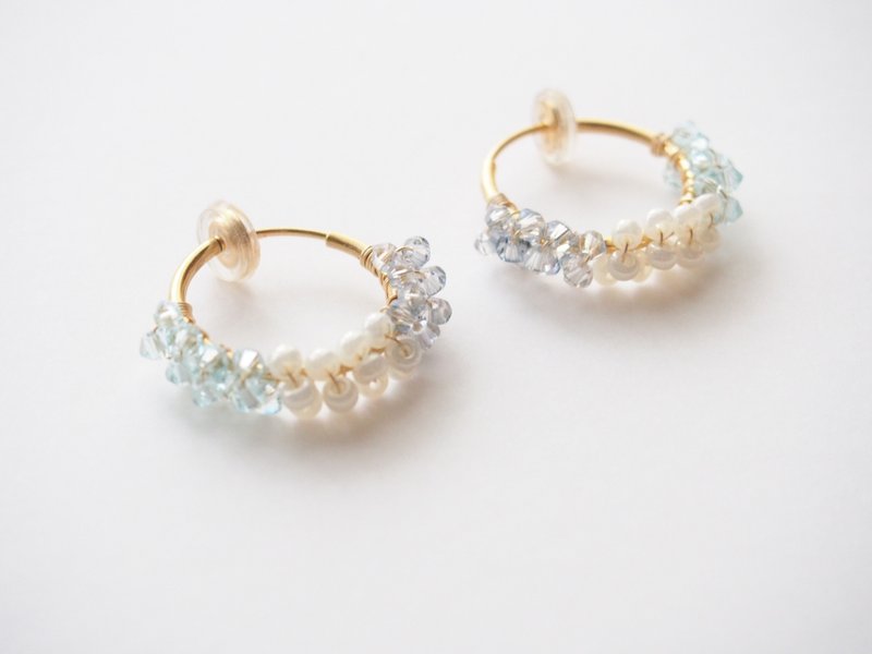 hoop earing / pierce (blue) - 耳环/耳夹 - 其他材质 蓝色