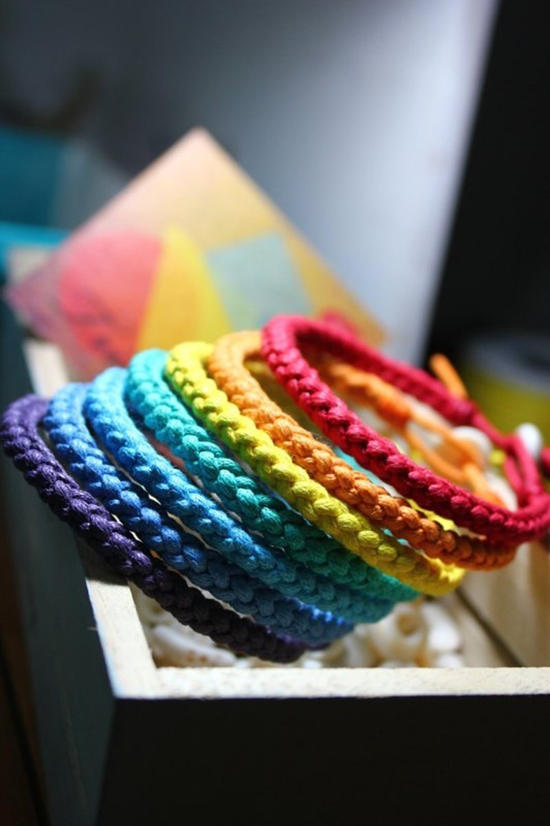 TvT 圆形编绳手环 - 手链/手环 - 棉．麻 多色