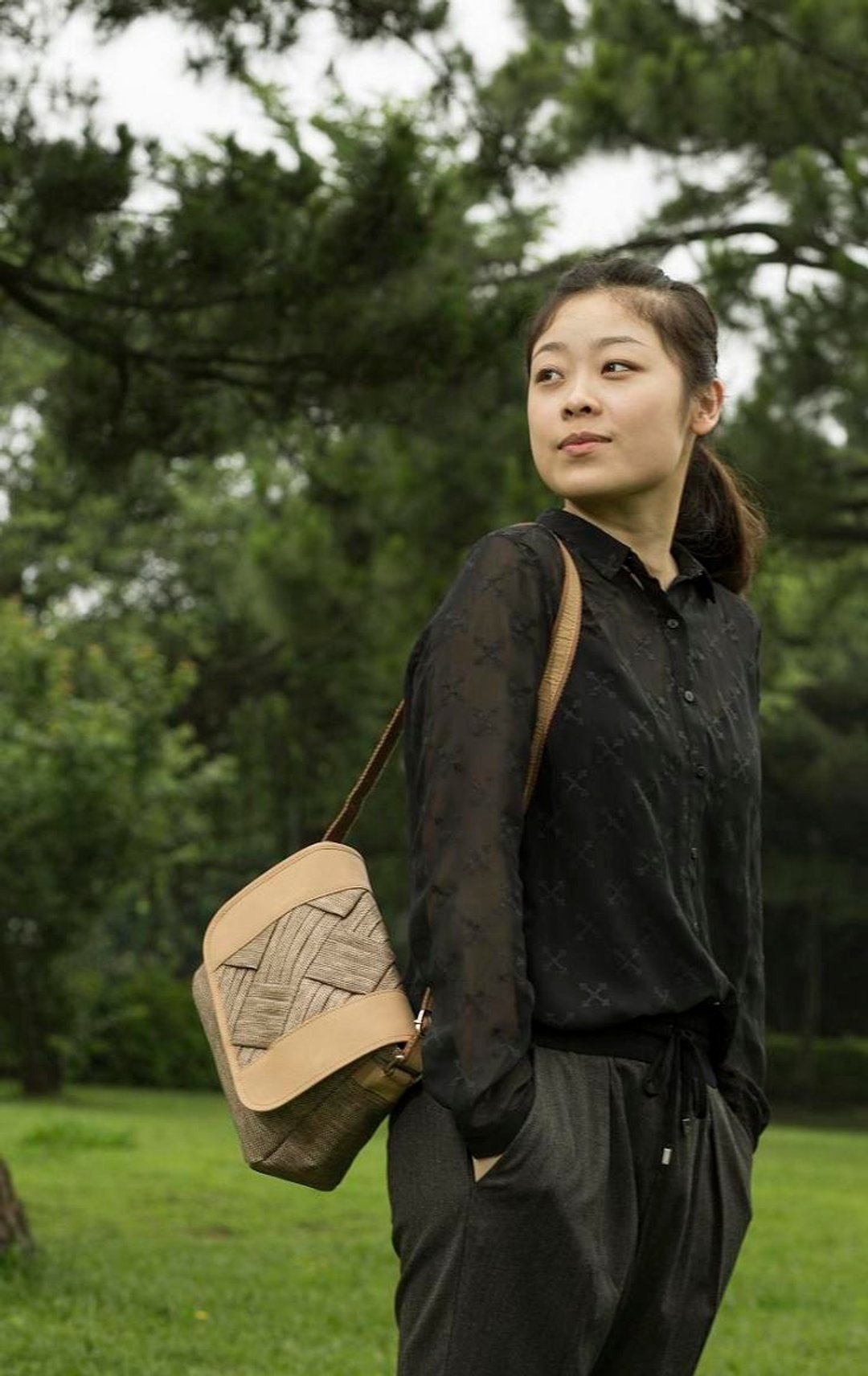 侧背包Shoulder Bag │天然防泼水│纸纤│可机洗 - 侧背包/斜挎包 - 纸 
