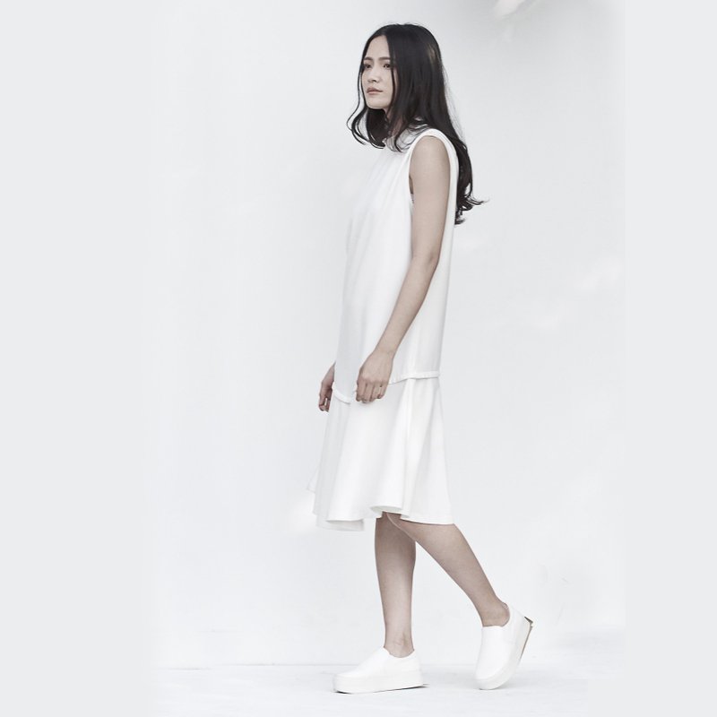 无袖长洋装 - 洋装/连衣裙 - 尼龙 白色