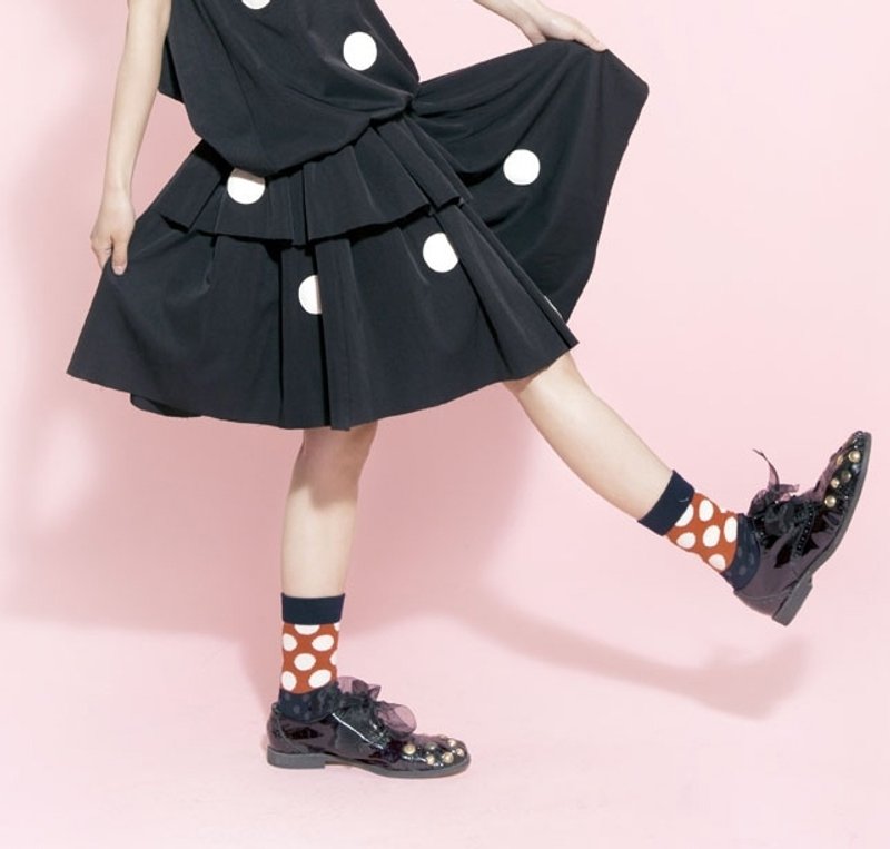 圆点点垂坠短裙 - 裙子 - 棉．麻 黑色