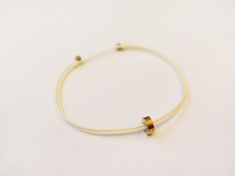 Charlene莹丝手编--*牵引系列手绳-奶白色* - 手链/手环 - 其他金属 白色