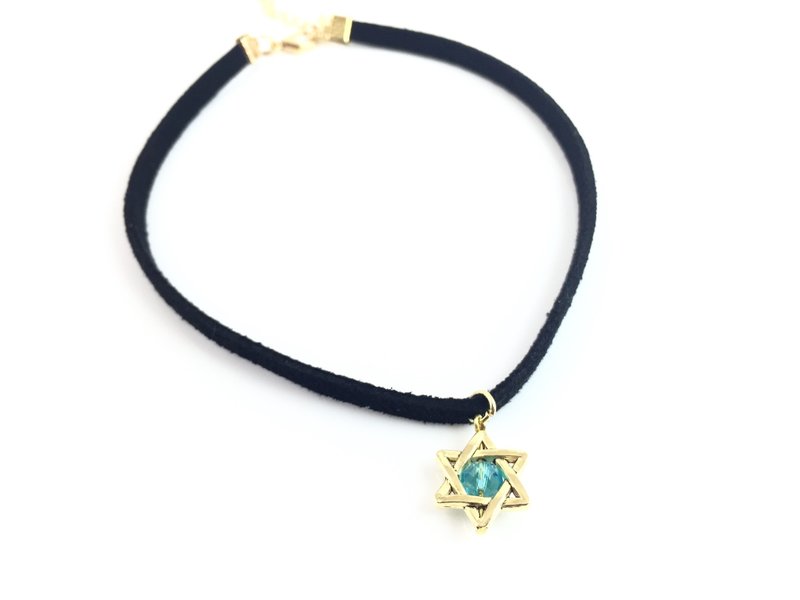 “金色六角星颈链” - 项链 - 真皮 黑色