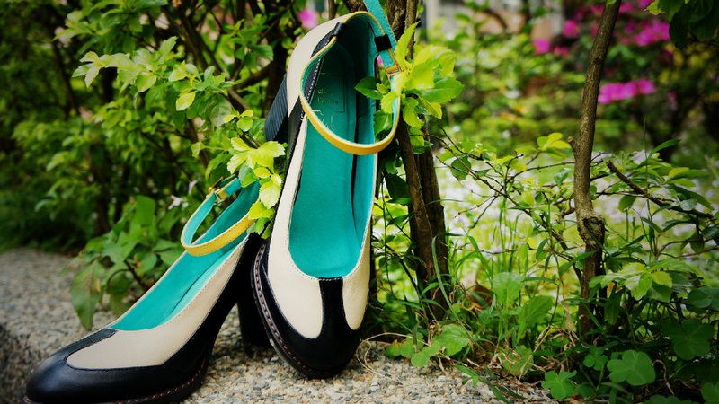 上班路上荡秋千。拚色经典玛丽珍 (黑白) - 女款休闲鞋 - 真皮 黑色