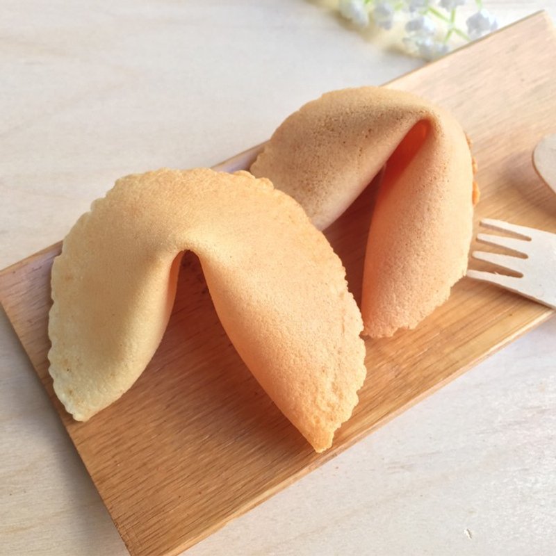 生日礼物  定制签文 幸运签饼~黄金奶酪风味8入礼盒 手工幸运饼干 - 手工饼干 - 新鲜食材 黄色