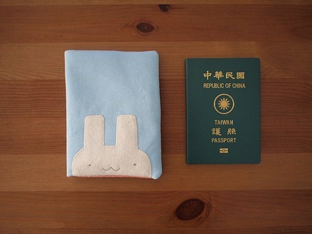 hairmo。微笑兔护照套 / 卡片夹 - 蓝 - 证件套/卡套 - 其他材质 蓝色