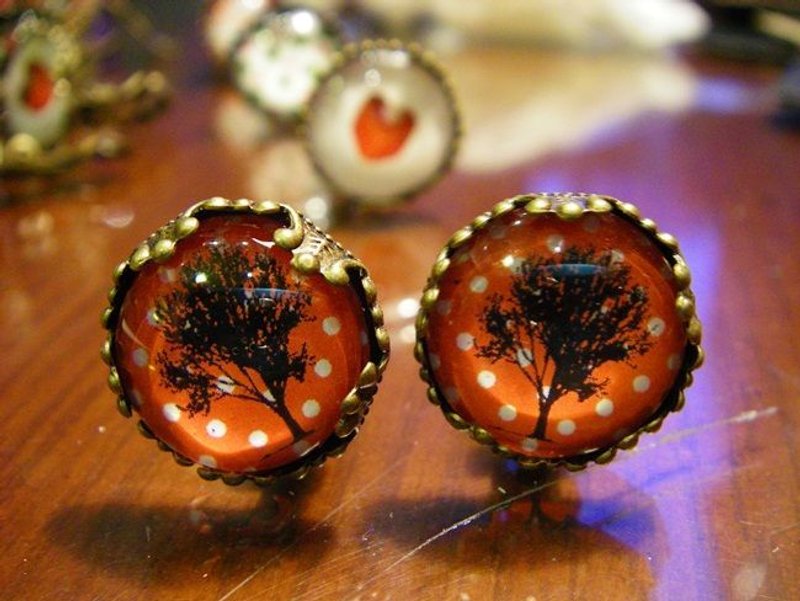 OldNew Lady-古铜色圆型耳环-普普风款【橘点树】 - 耳环/耳夹 - 玻璃 橘色