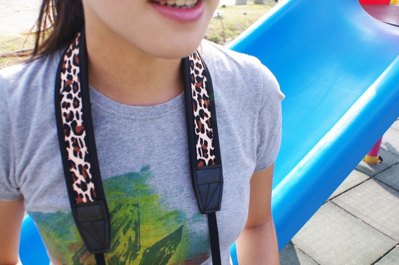 BLR 手工 减压 相机背带 你的豹纹 - 相机背带/脚架 - 其他材质 卡其色