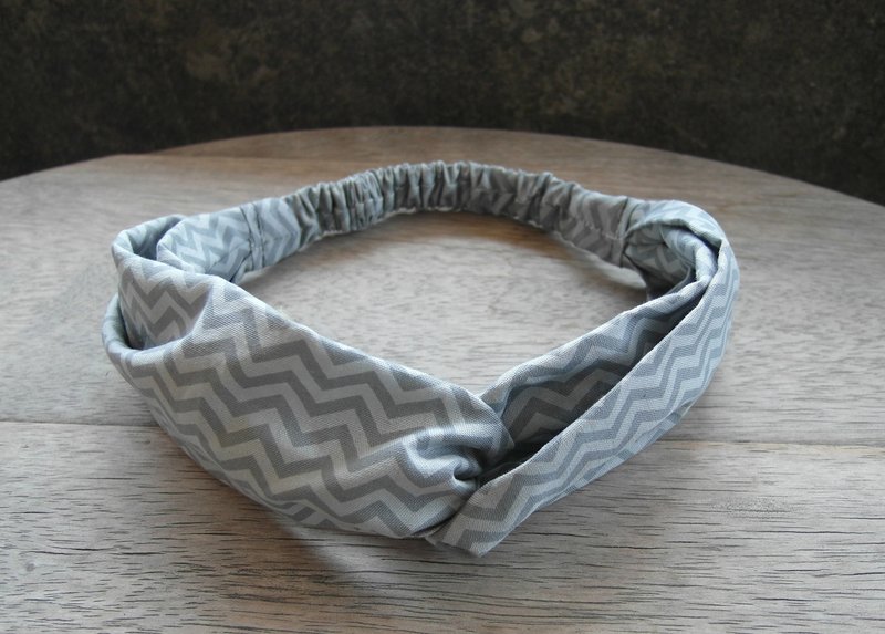 {灰色三角 发带} - 发饰 - 其他材质 