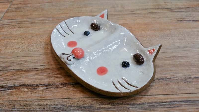 猫咪小王子─害羞脸红红✖造型盘 - 花瓶/陶器 - 其他材质 