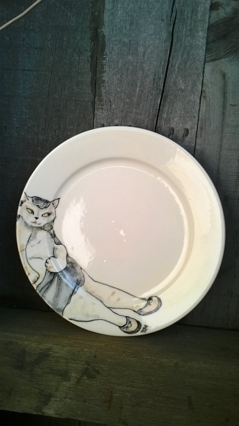 童话风格。淡彩绘猫-卧躺的咪咪公主-餐点装饰瓷盘 - 浅碟/小碟子 - 瓷 多色