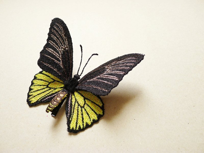 ［织林］黄裳凤蝶。胸针／小夹 - 胸针 - 其他材质 黄色