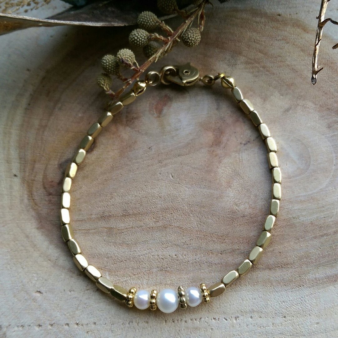 Triple pearls黄铜珍珠手链 - 手链/手环 - 珍珠 白色