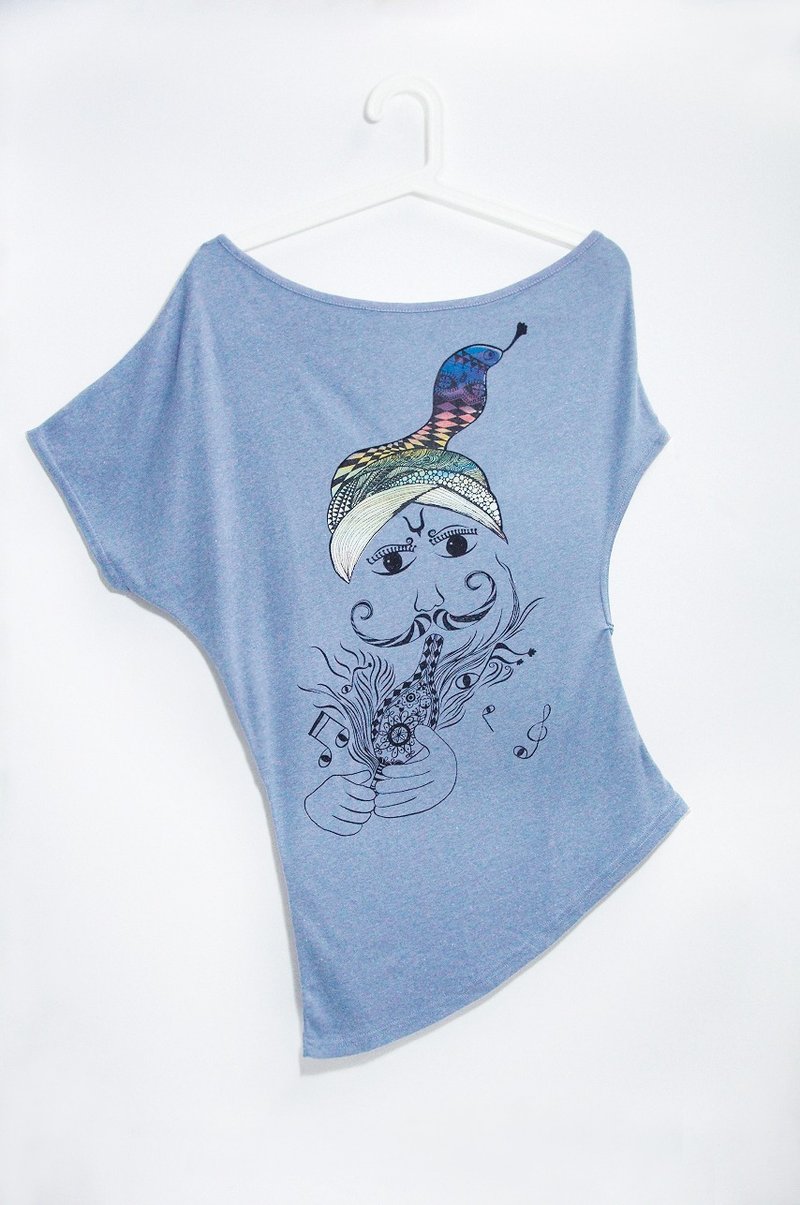 2 ways 简约不对称斜肩T - 逗趣弄蛇人 (灰蓝) - 女装上衣 - 棉．麻 蓝色