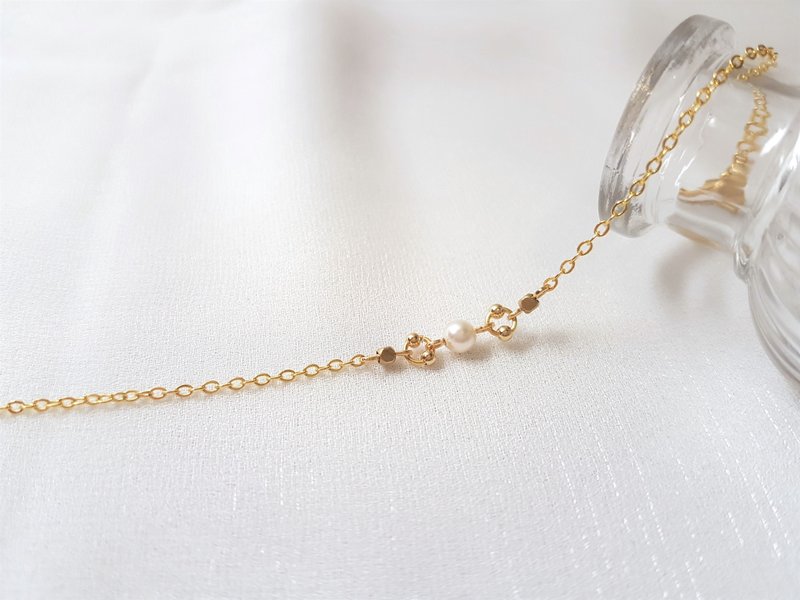 点字密码 · 珍珠 黄铜 细手链 - 手链/手环 - 珍珠 金色