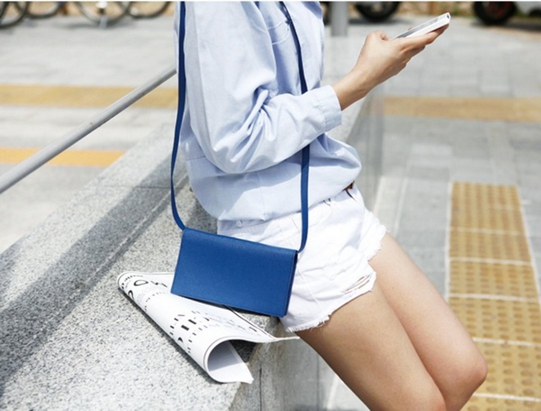 韩国 Antenna Shop SMART CLUTCH ver.2皮革手机手拿钱包 Galaxy Note, S3, iPhone5 - 侧背包/斜挎包 - 真皮 多色
