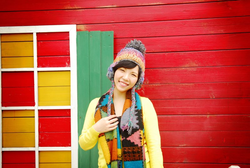 MR.STORE 手工毛线帽子 彩虹渐变六色辫子菠萝头毛线帽 - 帽子 - 其他材质 多色