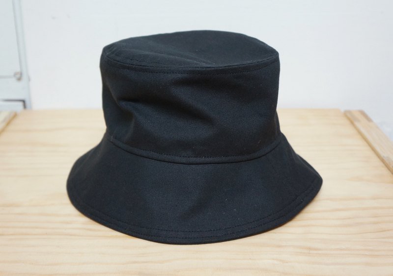 好个性渔夫帽 | 纯纯布莱克 / 最后一顶 女生M - 帽子 - 其他材质 黑色