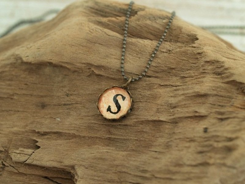 ♥情人节礼物♥ 【客制款】OldNew Lady-字母项炼"S" - 项链 - 玻璃 