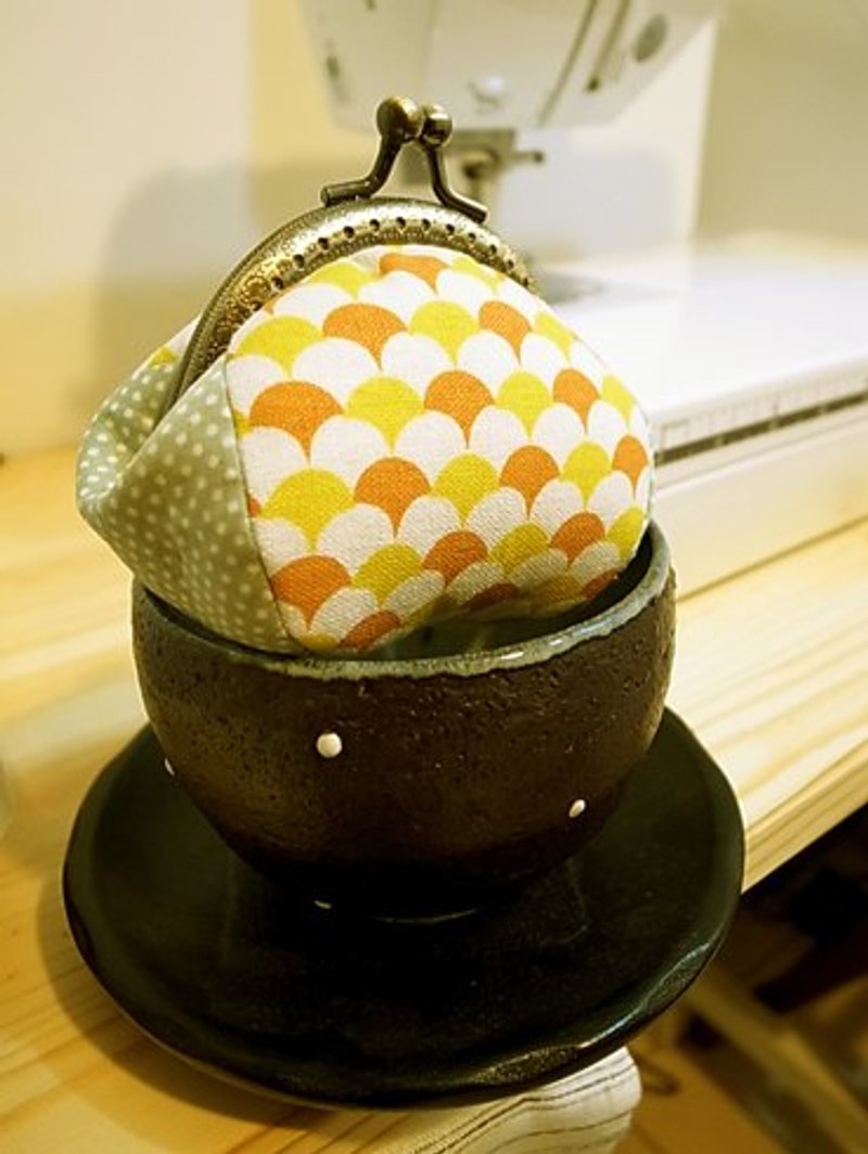 黄橘波波口金包 - 零钱包 - 棉．麻 橘色