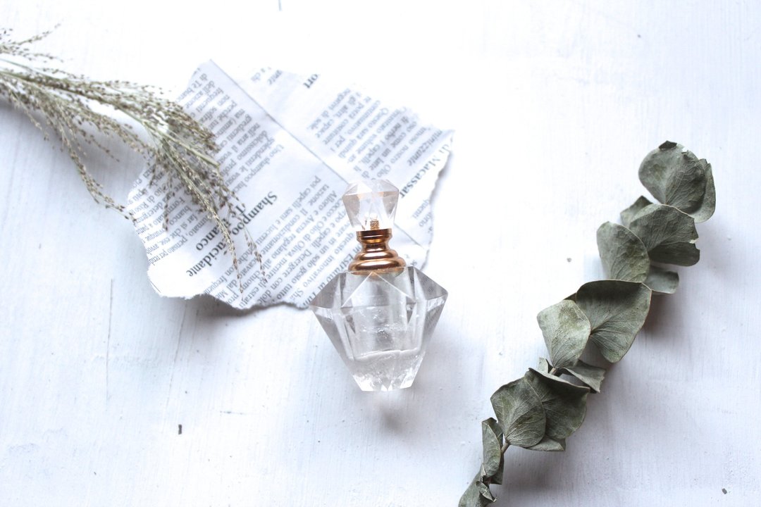 祖母绿.了白水晶小香水瓶。 Quartz Perfume bottle - 其他 - 宝石 白色