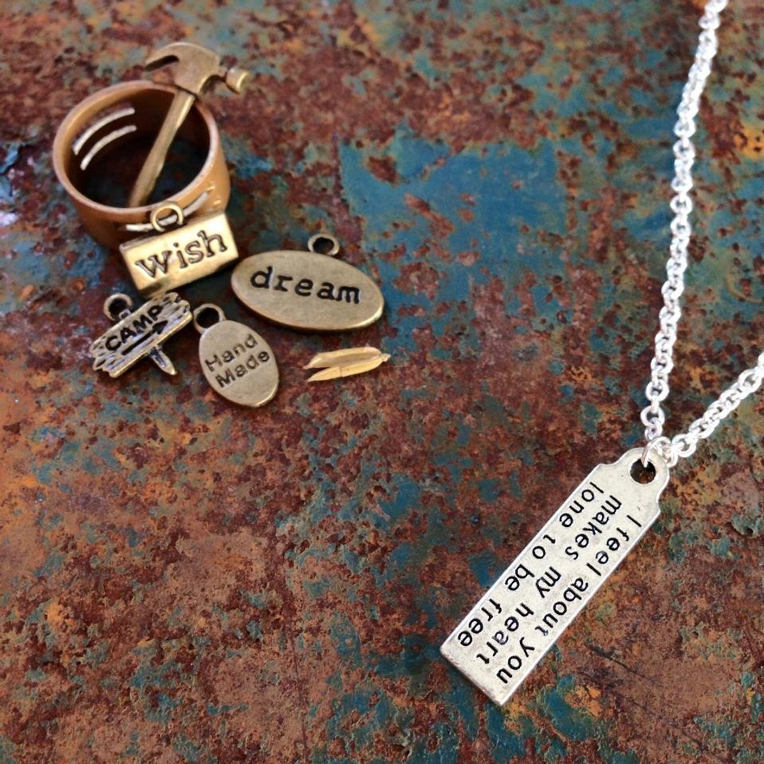 【Story Necklace 故事项链】 I feel about you makes my heart lone to be free - 项链 - 其他金属 