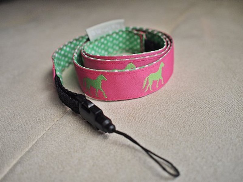 hairmo。桃红绿马单孔+快拆皮片组(单孔/手机) - 证件套/卡套 - 其他材质 粉红色