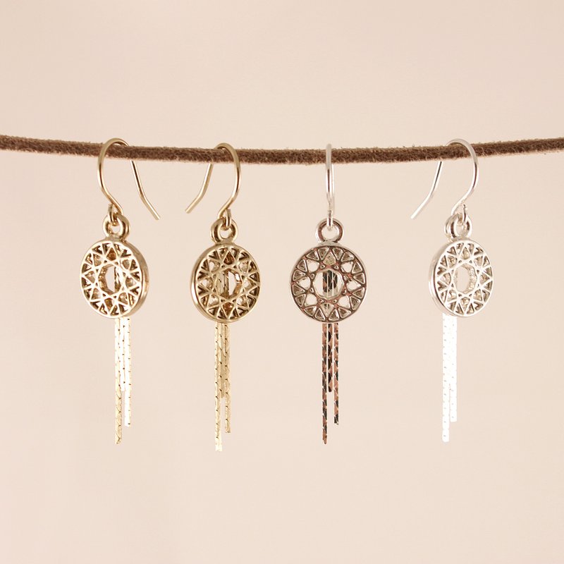 +BeeLoved+ 精品配饰礼卡─日光耳勾【Lovely One】 - 耳环/耳夹 - 其他金属 金色