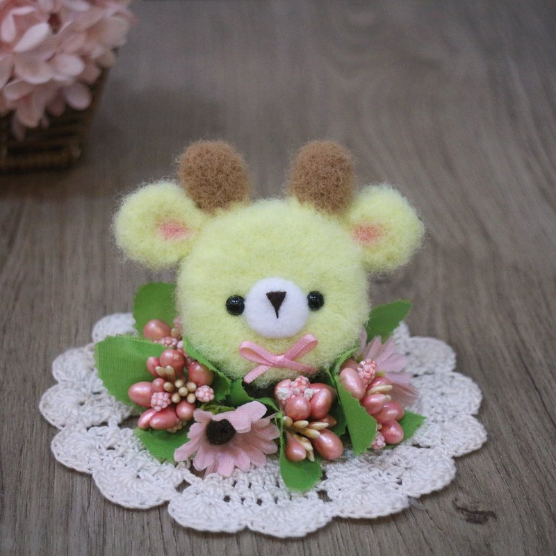 毛毛款长颈鹿。伸缩拉环。证件夹 - 证件套/卡套 - 其他人造纤维 