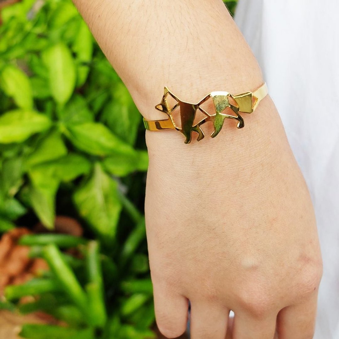 Fox Bangle, Geometric Style, Gold Plated on Brass - 手链/手环 - 铜/黄铜 金色