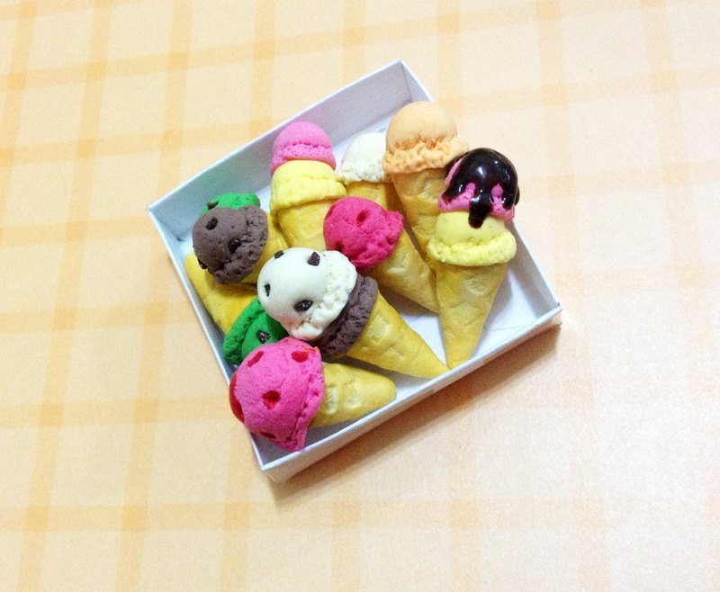 夏日清凉一下!! 冰淇淋耳环(单耳贩售)(可改耳夹式) - 耳环/耳夹 - 粘土 多色