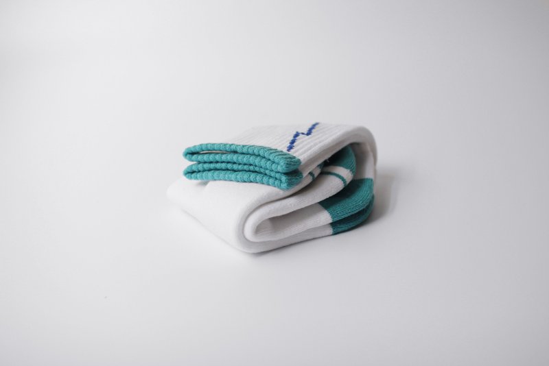 湖水绿袜口*蓝色闪电线 运动长袜 - 袜子 - 其他材质 白色