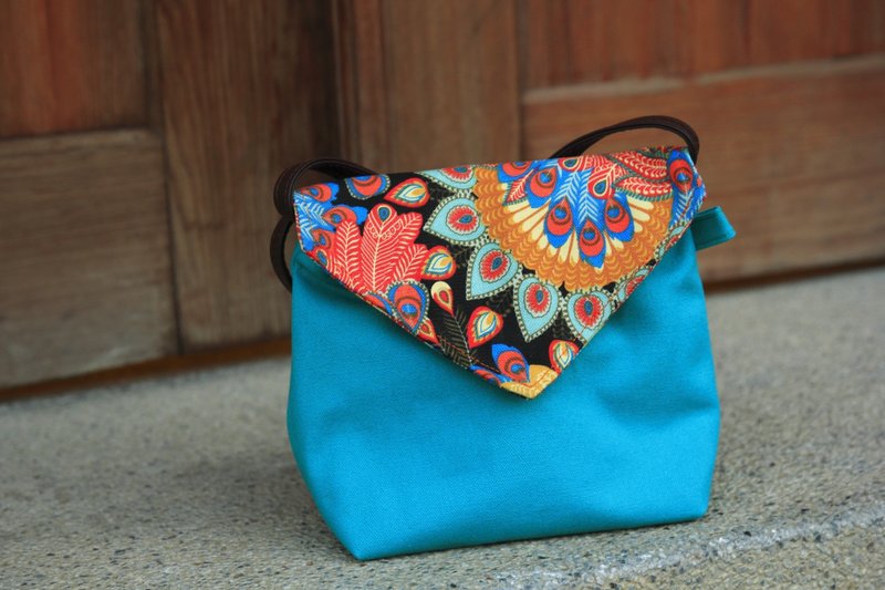 Pu．Leimi日系手作 肩背包 / 斜背包 孔雀羽毛 - 侧背包/斜挎包 - 其他材质 蓝色