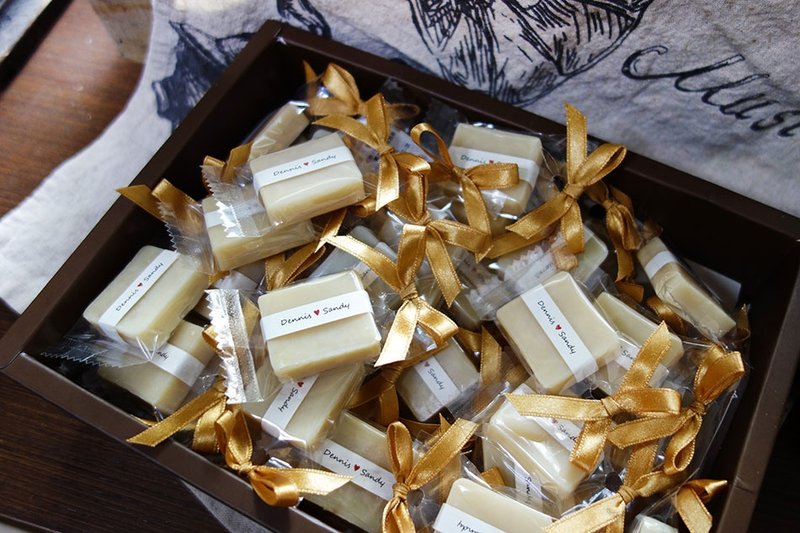 Fandol 范朵 ❃ 少量订制 · 缤纷糖果皂 ❃ 婚礼小物、企业赠礼、送客礼、二次进场、旅行用皂 - 香薰/精油/线香 - 植物．花 