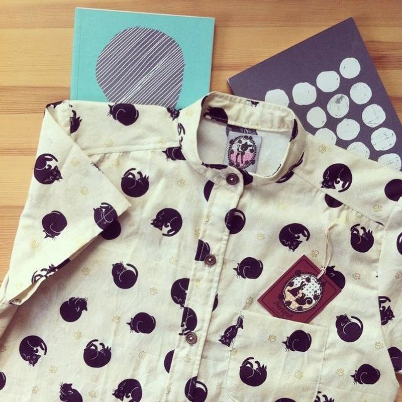 Christmas Gift: Handmade shirts Black striped cat sleeping Sewing cotton from Japan It also produced the single. - 女装衬衫 - 棉 金色