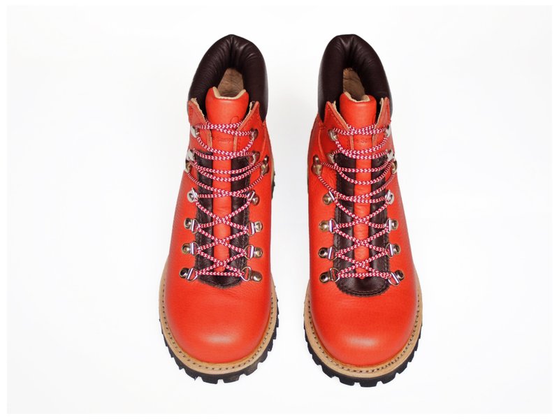 【Yama Girls 山系女孩】 ASPEN BOOTS 德国防水牛皮 登山鞋 红色 - 女款休闲鞋 - 真皮 红色