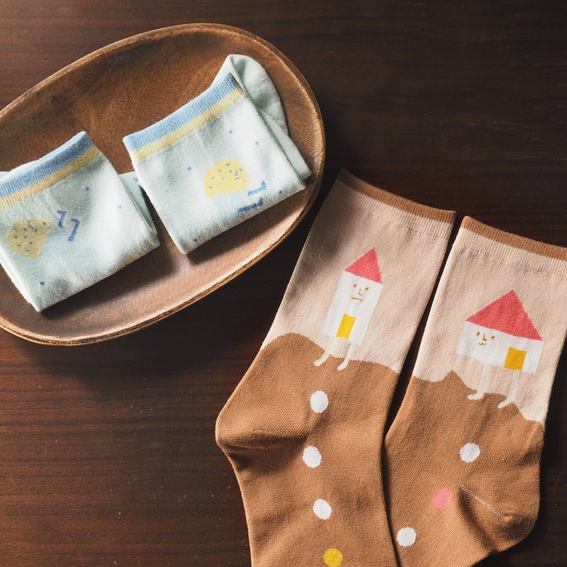 有吃有住组 / 右手超人袜 - 袜子 - 棉．麻 多色