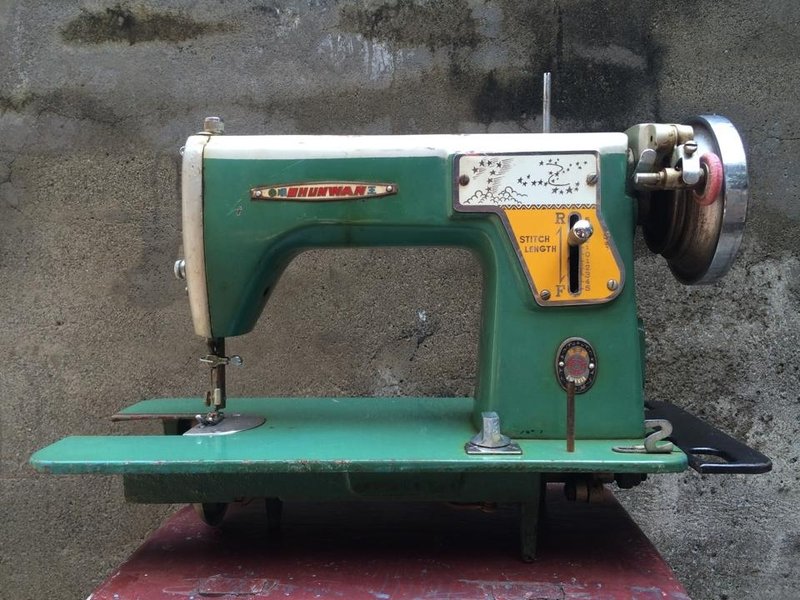 老品乡村杂货zakka裁缝机裁缝车头缝纫机头工业风bauhaus咖啡摄影拍照普普风loft北欧风eames - 摆饰 - 其他金属 绿色