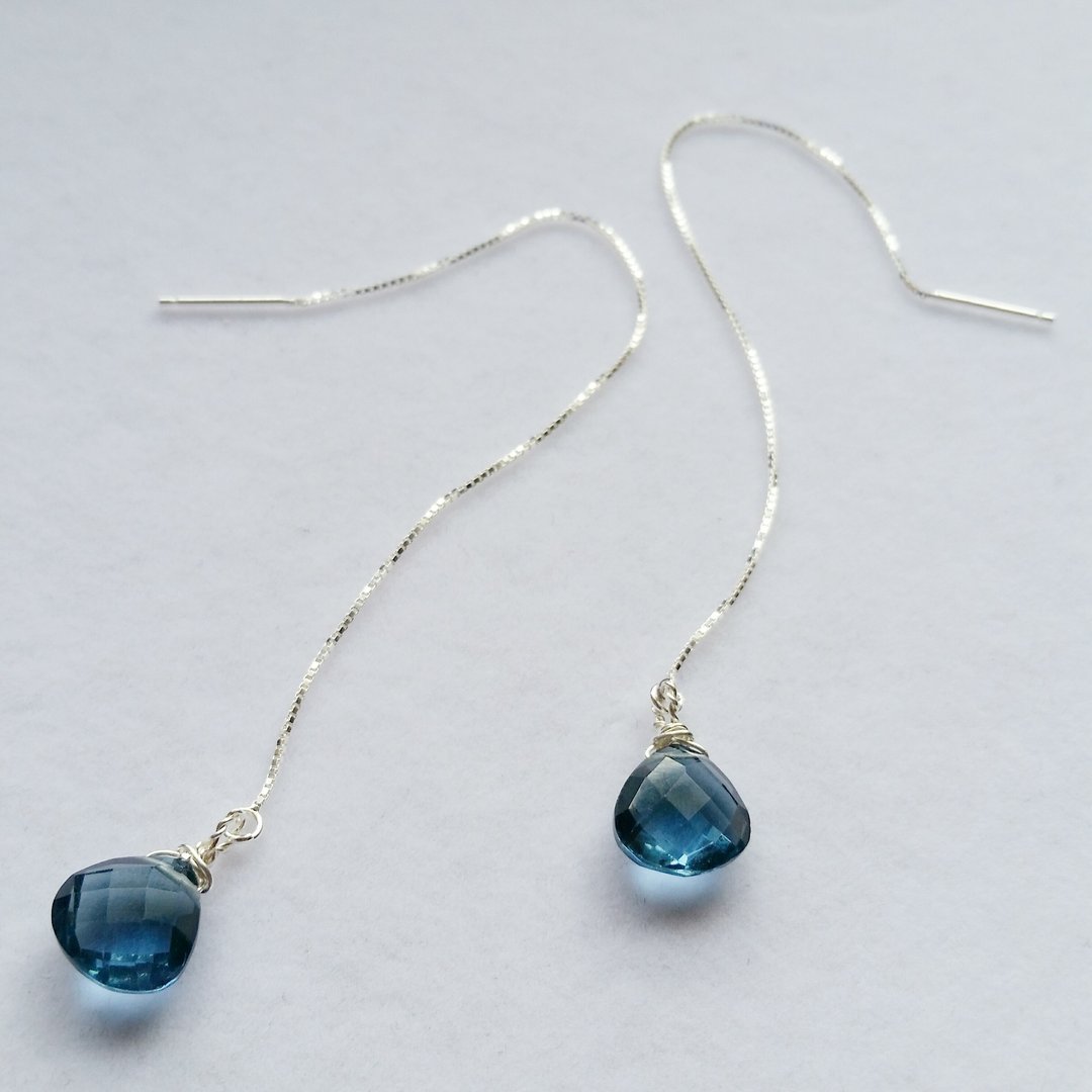 925 silver earring with topaz 超美托帕石 925纯银长耳线 - 耳环/耳夹 - 宝石 蓝色