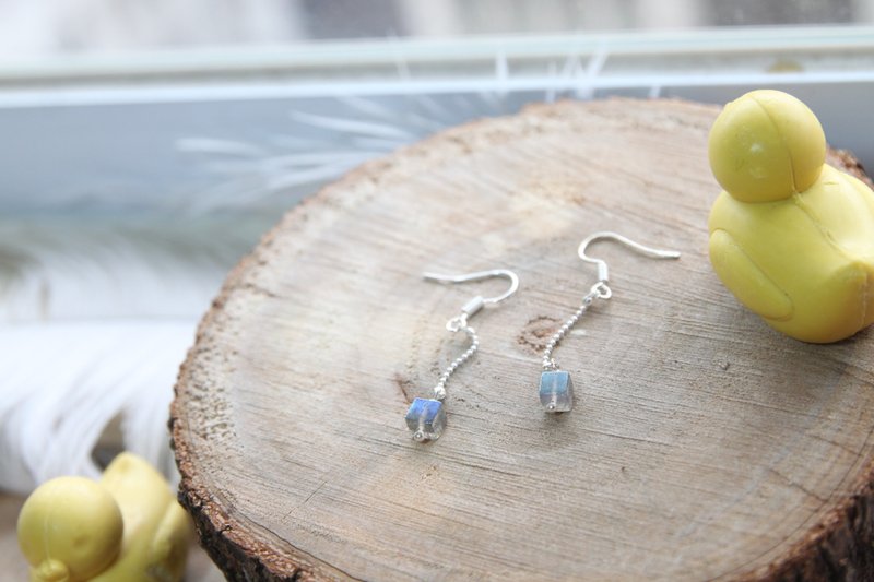 925 silver labradorite earring 很萌的天然蓝光拉长石方块耳环 - 耳环/耳夹 - 宝石 蓝色