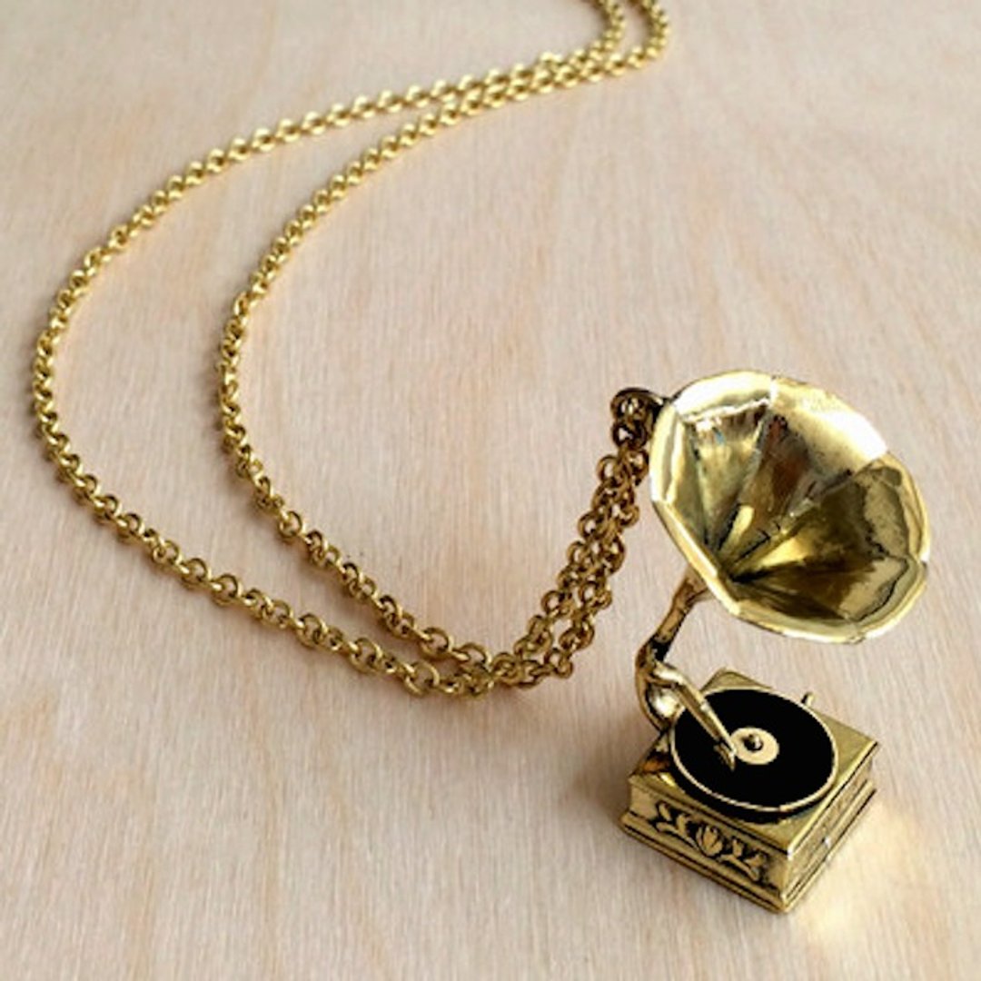 Phonograph pendant in brass ,Rocker jewelry ,Skull jewelry,Biker jewelry - 项链 - 其他金属 