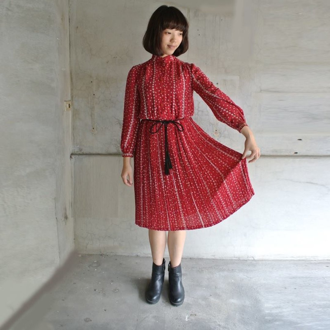 │Slowly│夏日古典花卉百褶古着洋装│vintage.洋装.森林复古.英伦.文艺.日本女孩.古典 - 洋装/连衣裙 - 其他材质 多色